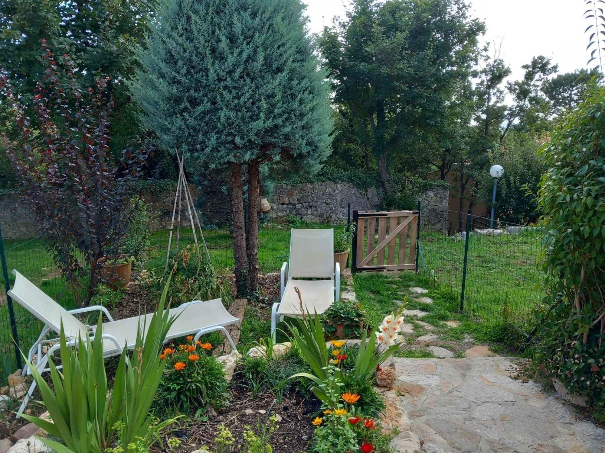 Maisonnette Au Calme Saint-Vallier-de-Thiey